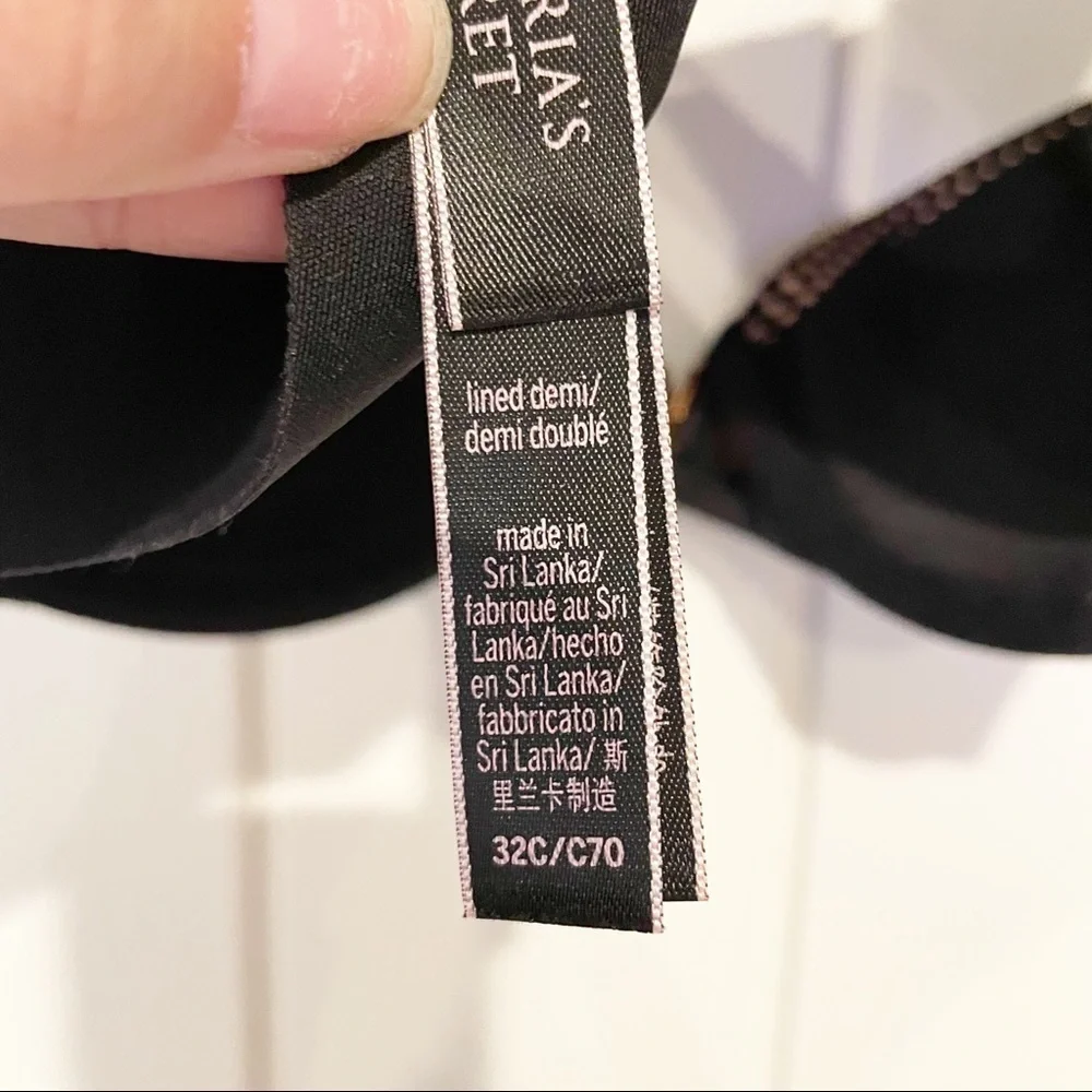 Victoria's Secret Black and Gold Lined Demi 32C Bra